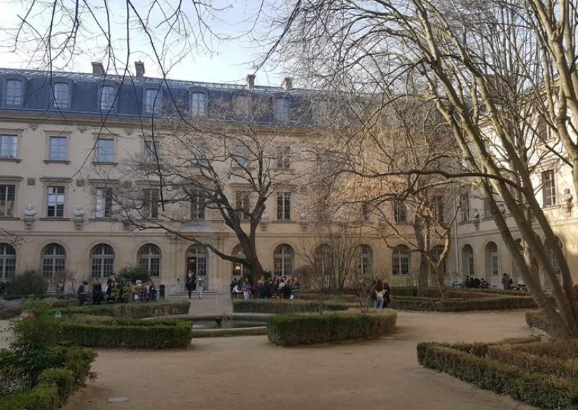 Paris Sciences et Lettres school yard